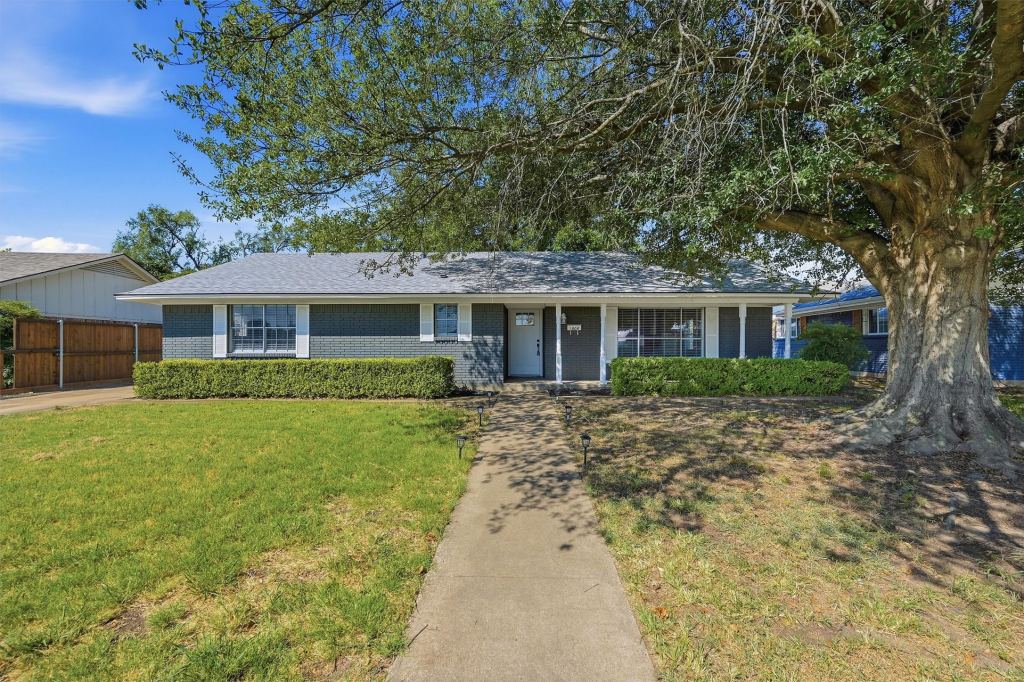 1808 Robin Drive, Sherman, TX 75092 — photo 1