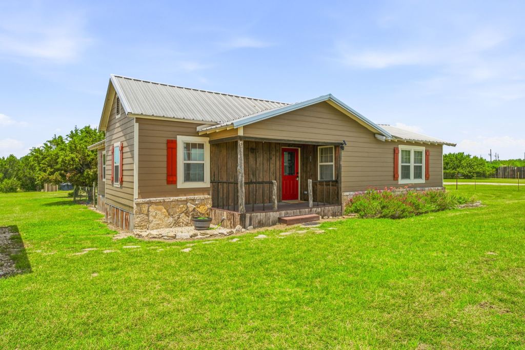 1470 Private Road 701, Stephenville, TX 76401 — photo 1