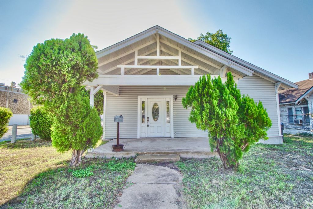2600 Homan Avenue, Waco, TX 76707 — photo 1