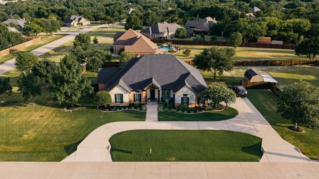 3650 Baylor Boulevard, Midlothian, TX 76065 — photo 1