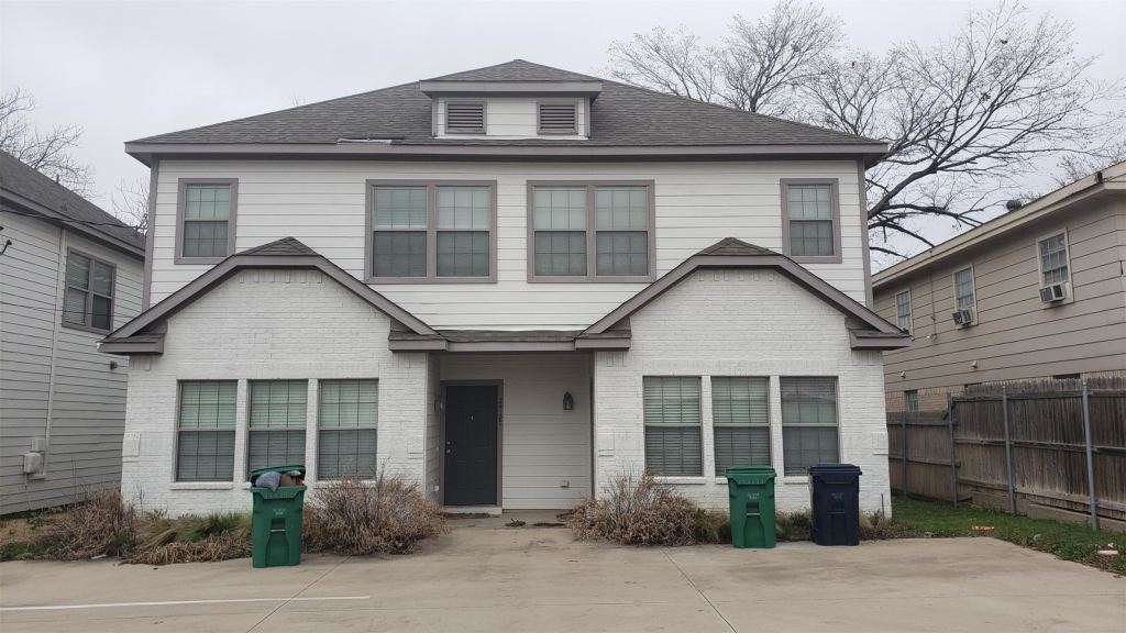 2418 W Prairie Street 1, Denton, TX 76201 — photo 1