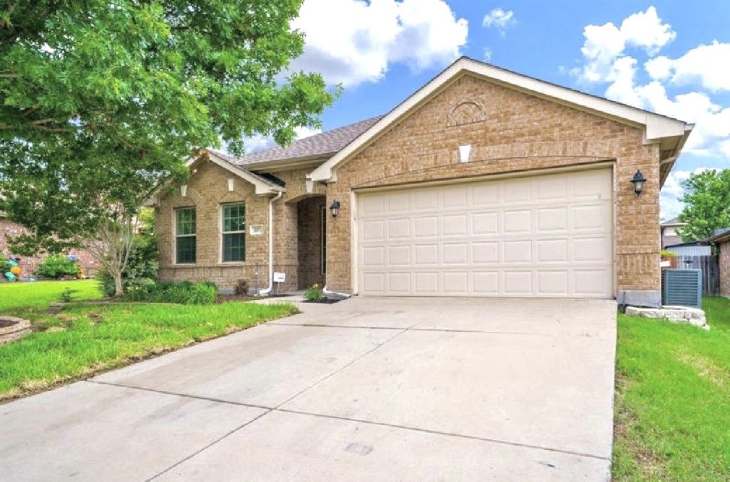 227 Creekwood Drive, Princeton, TX 75407 — photo 1