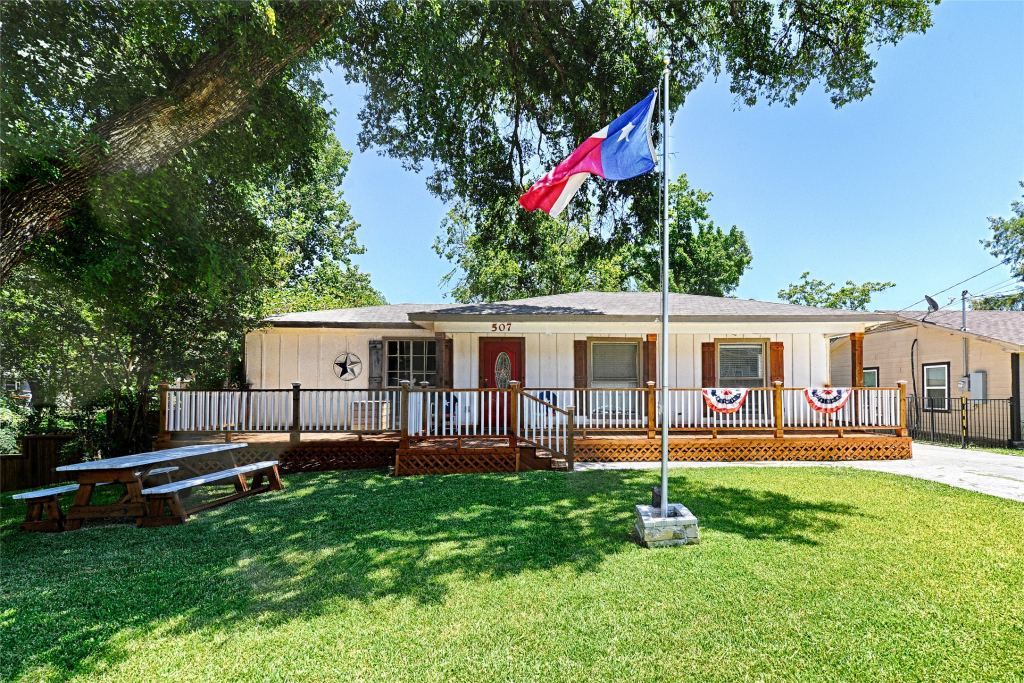 507 Bost Street, Rockwall, TX 75087 — photo 1