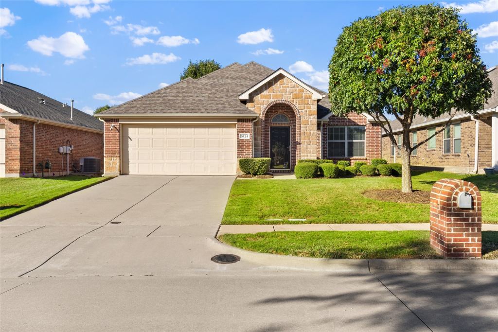 5124 Hidden Knolls Drive, McKinney, TX 75071 — photo 1