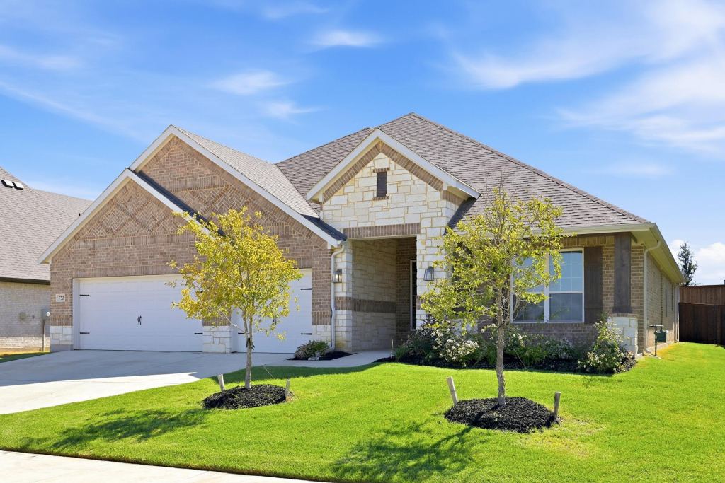 752 Brozgold Avenue, Midlothian, TX 76065 — photo 1