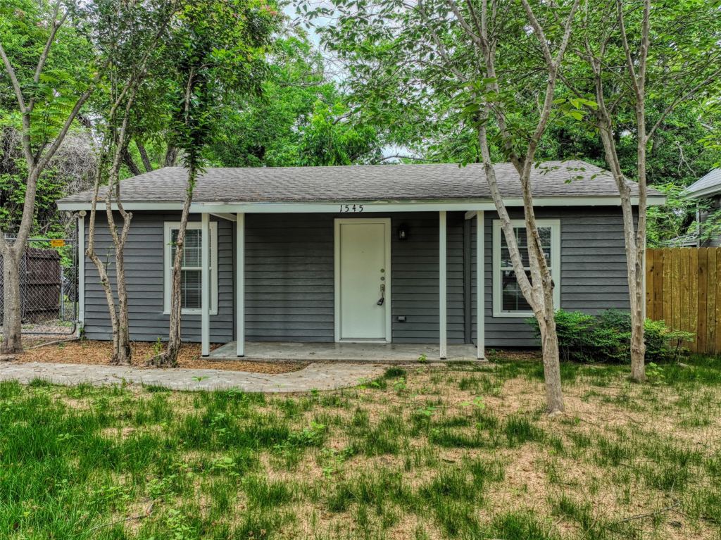 1545 Reuter Avenue, Waco, TX 76708 — photo 1