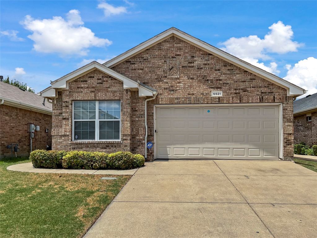 6521 Regina Drive, Fort Worth, TX 76131 — photo 1