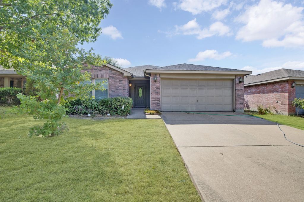 6833 Rondo Drive, Dallas, TX 75241 — photo 1