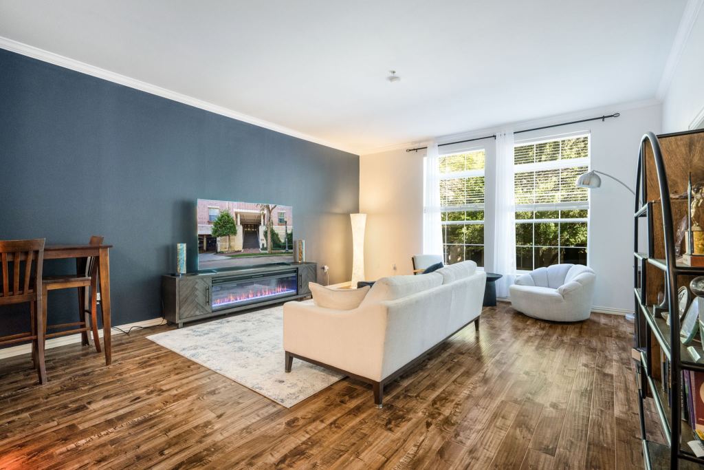 2305 Worthington Street 103, Dallas, TX 75204 — photo 1