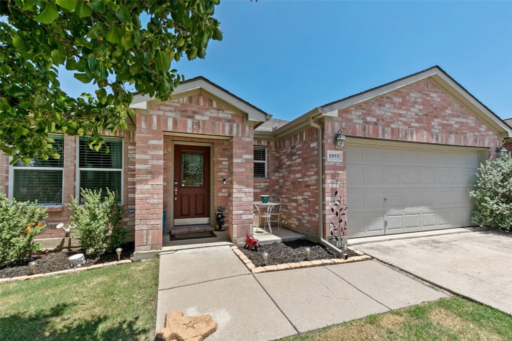 1955 Bishop Hill, Little Elm, TX 75036 — photo 1