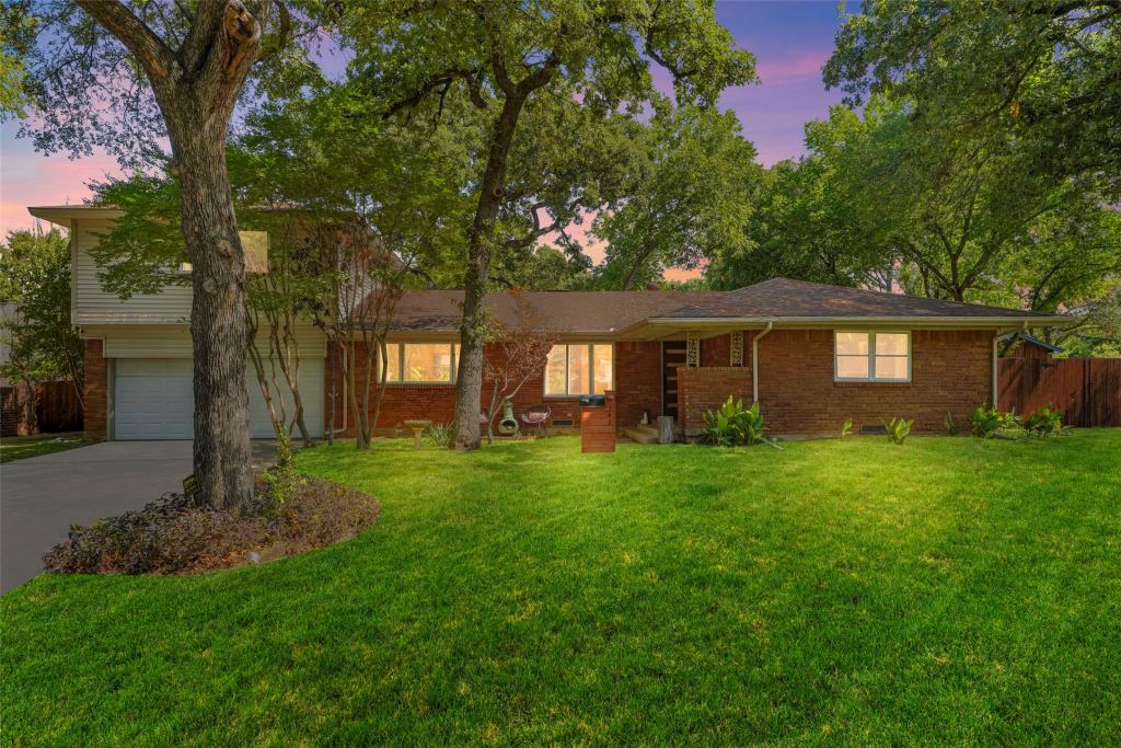 1417 Sylvan Drive, Arlington, TX 76012 — photo 1