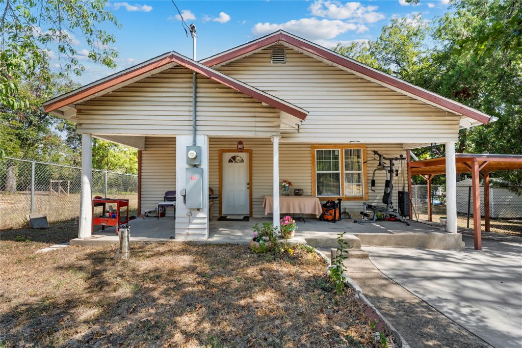 708 S 16th Street, Waco, TX 76706 — photo 1