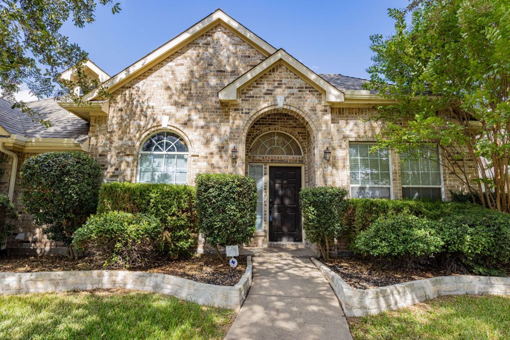 1548 Idlewild Drive, Frisco, TX 75036 — photo 1