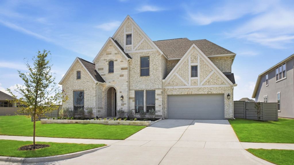 10012 Gray Fox Drive
