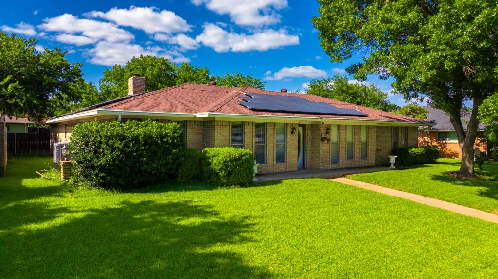 1241 College Parkway, Lewisville, TX 75077 — photo 1