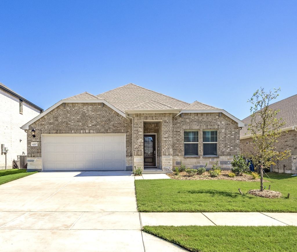 6207 Castamere Drive, Princeton, TX 75071 — photo 1