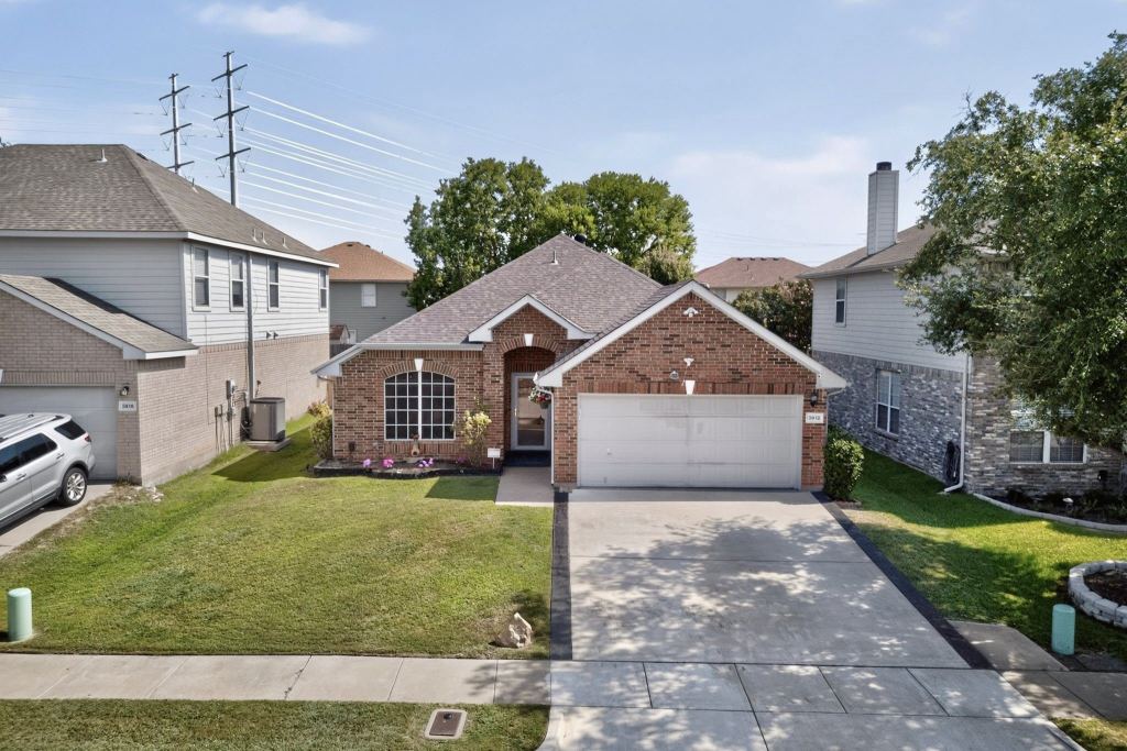 3612 Silverado Trail, Fort Worth, TX 76262 — photo 1