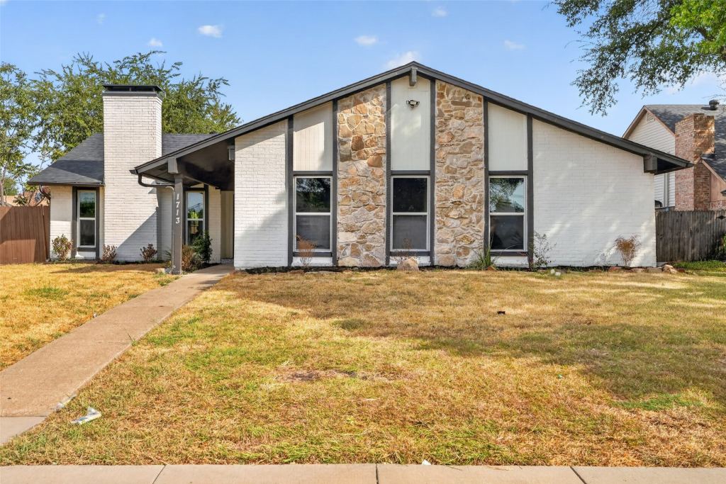 1713 Baylor Drive, Richardson, TX 75081 — photo 1