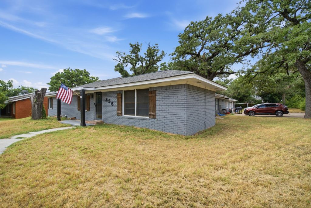 456 Alexander Road, Stephenville, TX 76401 — photo 1