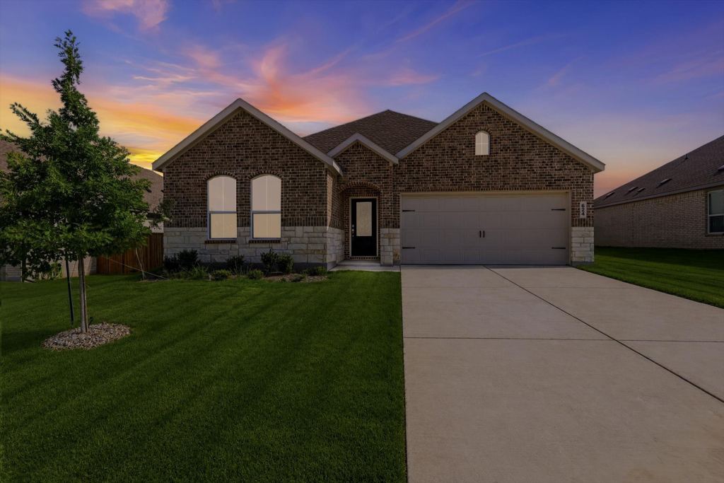 624 Mare Drive, Aubrey, TX 76227 — photo 1