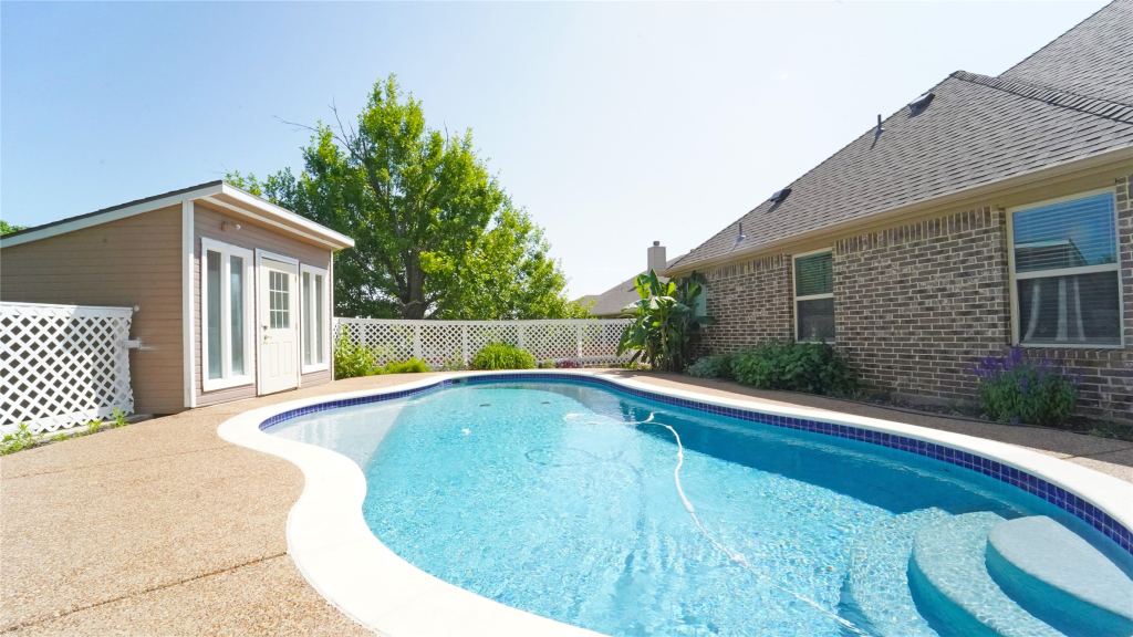 1901 Bay Laurel Drive, Weatherford, TX 76086 — photo 1