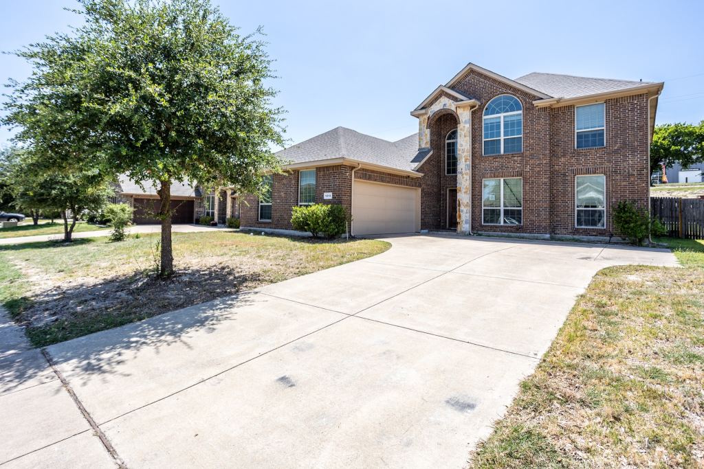 1213 Goffin Drive, DeSoto, TX 75115 — photo 1