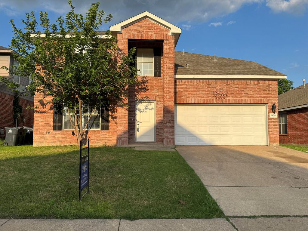 7305 Marsland Lane, Arlington, TX 76001 — photo 1