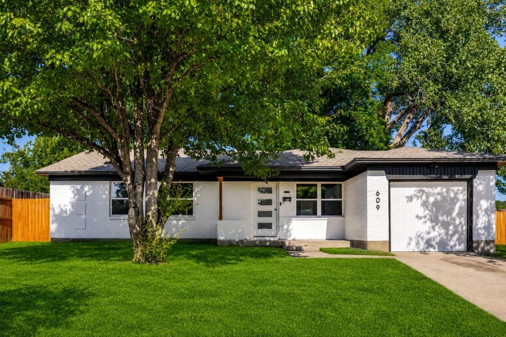 609 Warren Drive, Garland, TX 75042 — photo 1