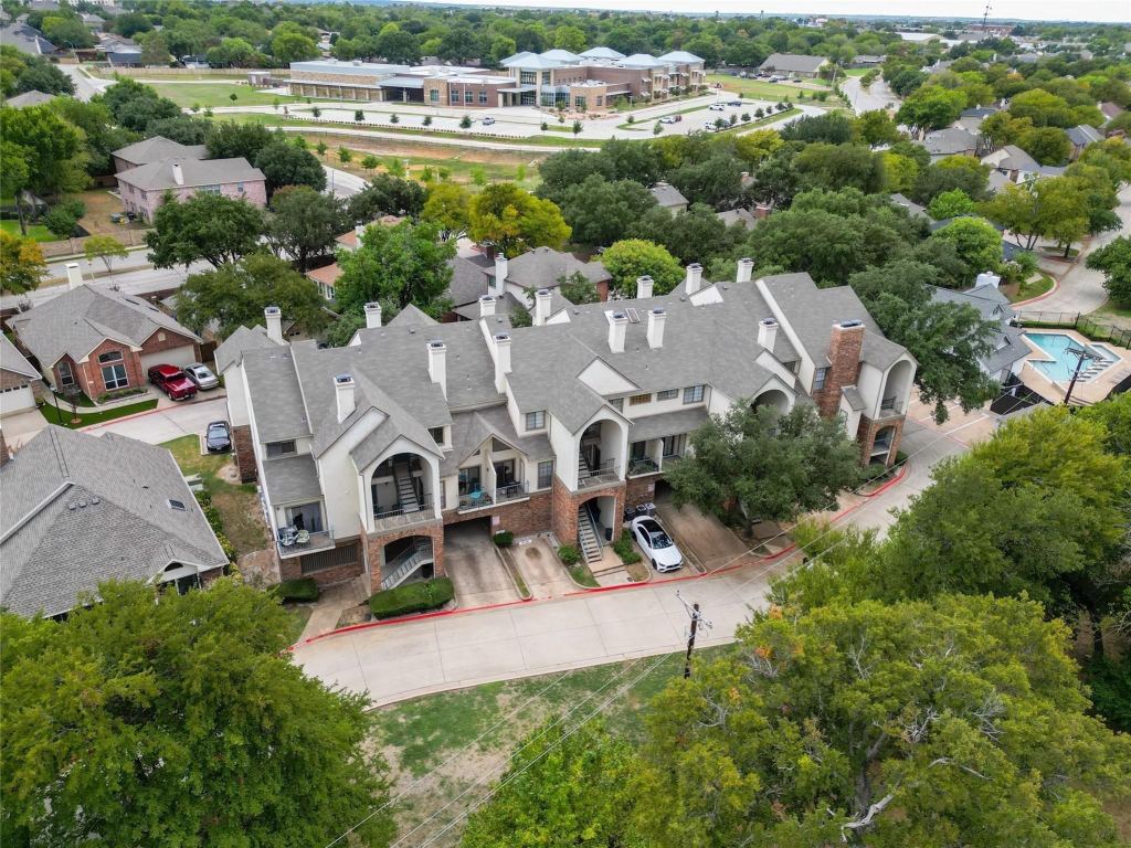 501 Arbor Creek Drive 207, Euless, TX 76039 — photo 1