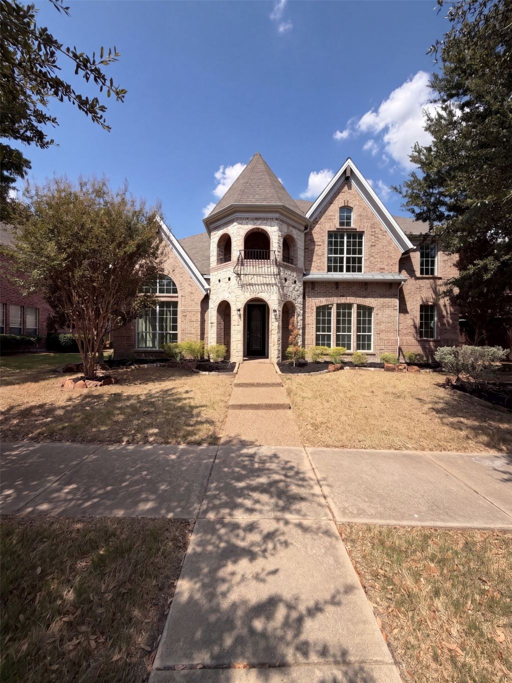 2716 Dearborn Lane