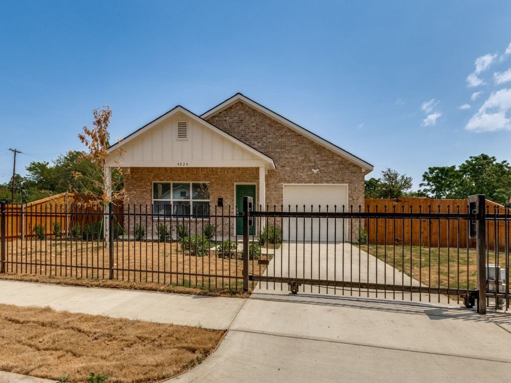 4224 Colonial Avenue, Dallas, TX 75215 — photo 1