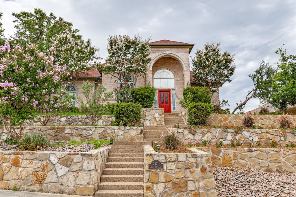 2721 Gold Rush Lane, Carrollton, TX 75007 — photo 1