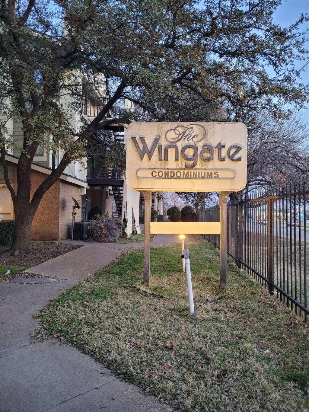 9611 Walnut Street 1206