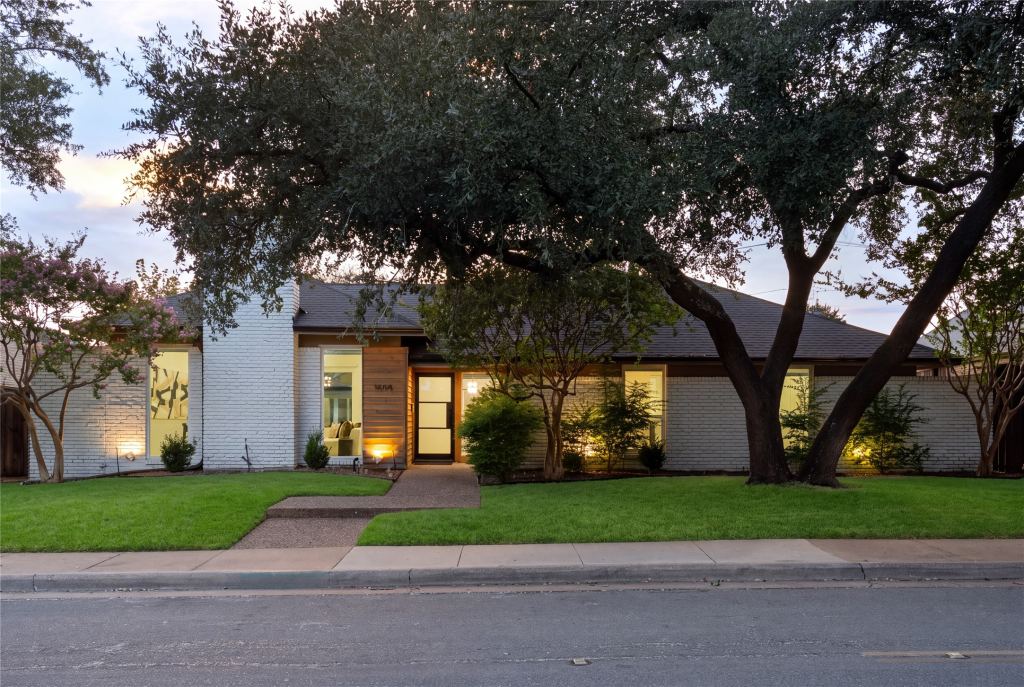 16106 Shadybank Drive
