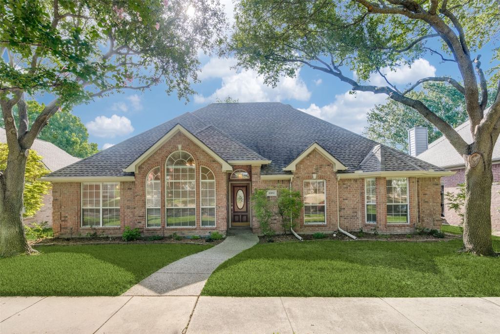 6302 Hidden Springs, Garland, TX 75044 — photo 1
