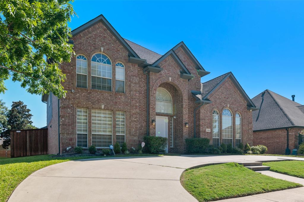 1309 Greenway Park Drive, Carrollton, TX 75007 — photo 1