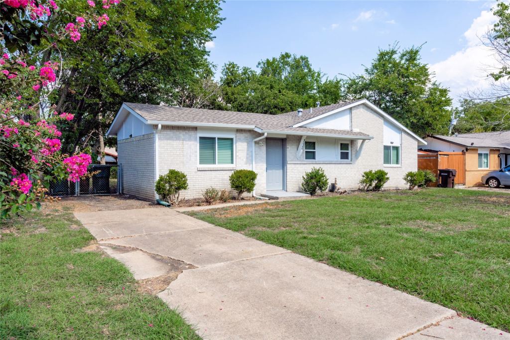 3020 P Avenue, Plano, TX 75074 — photo 1