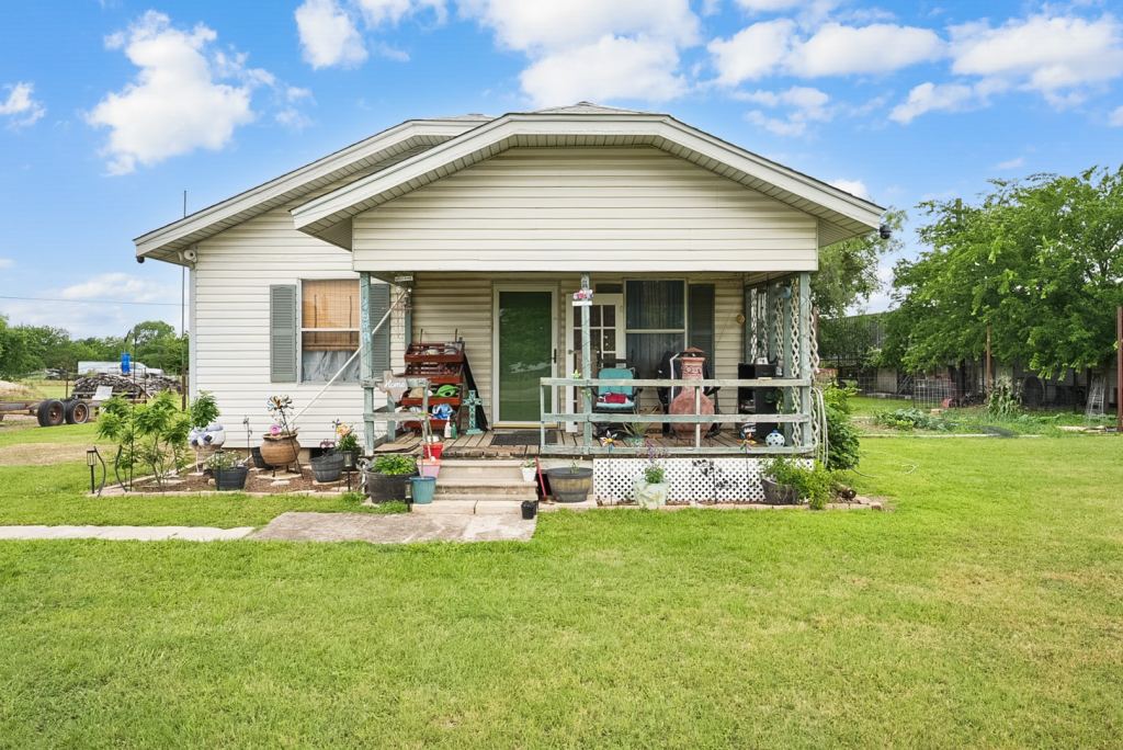 4948 Tin Top Road, Weatherford, TX 76087 — photo 1