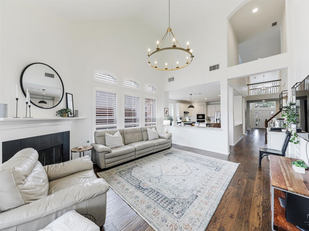 2373 Falcon Point Drive, Frisco, TX 75033 — photo 1