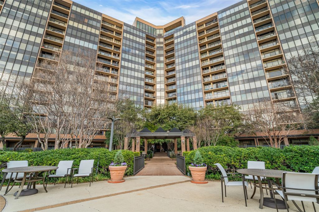 5200 Keller Springs Road 1331, Dallas, TX 75248 — photo 1