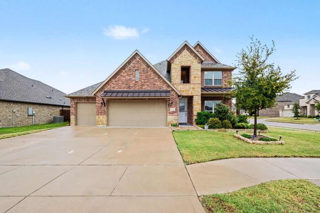 2116 Liriope Lane, Waxahachie, TX 75165 — photo 1