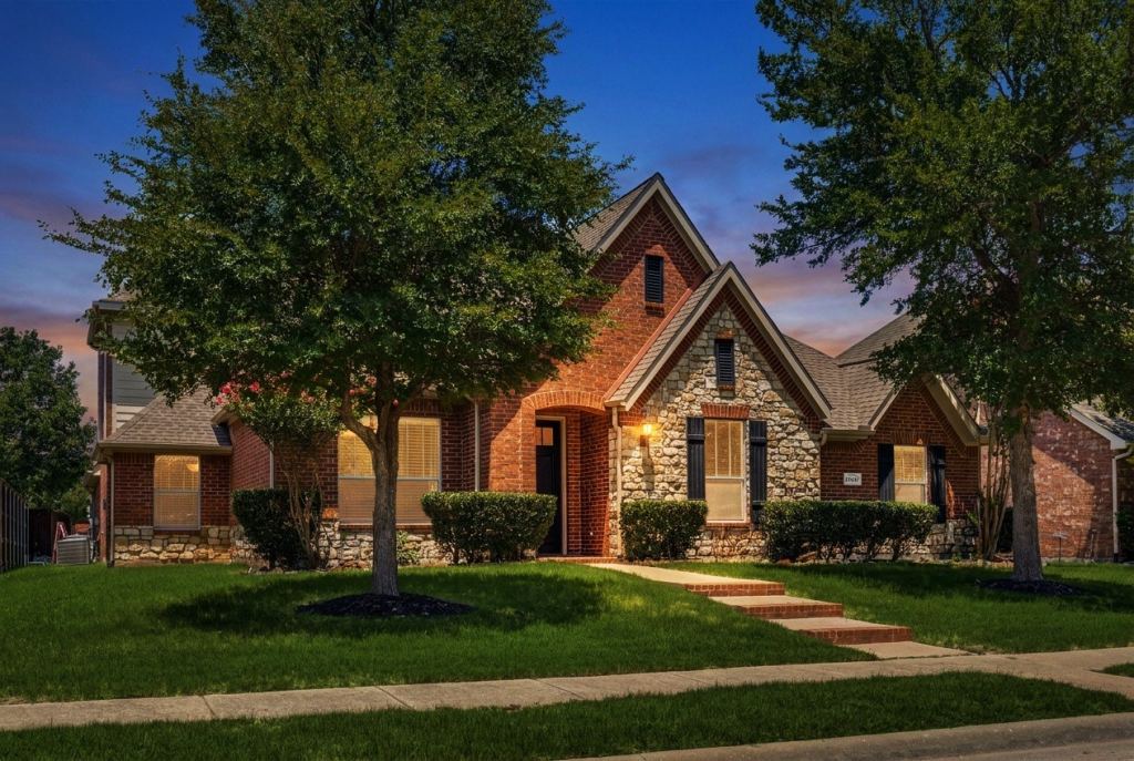 15026 Blakehill Drive