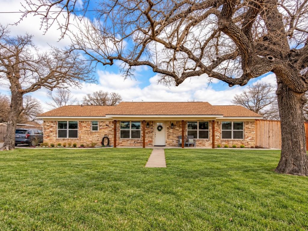 106 Joyce Drive, Argyle, TX 76226 — photo 1