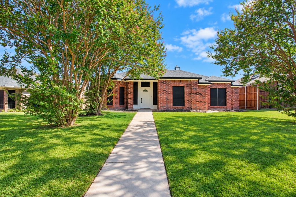 1812 Seminole Trail, Mesquite, TX 75149 — photo 1