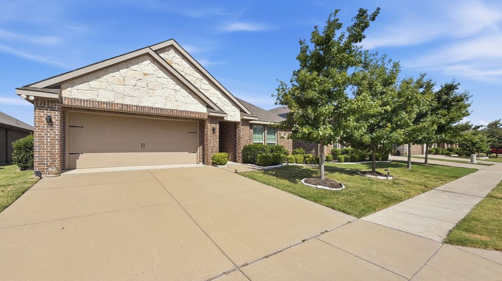 253 Stevenson Landing, Royse City, TX 75189 — photo 1