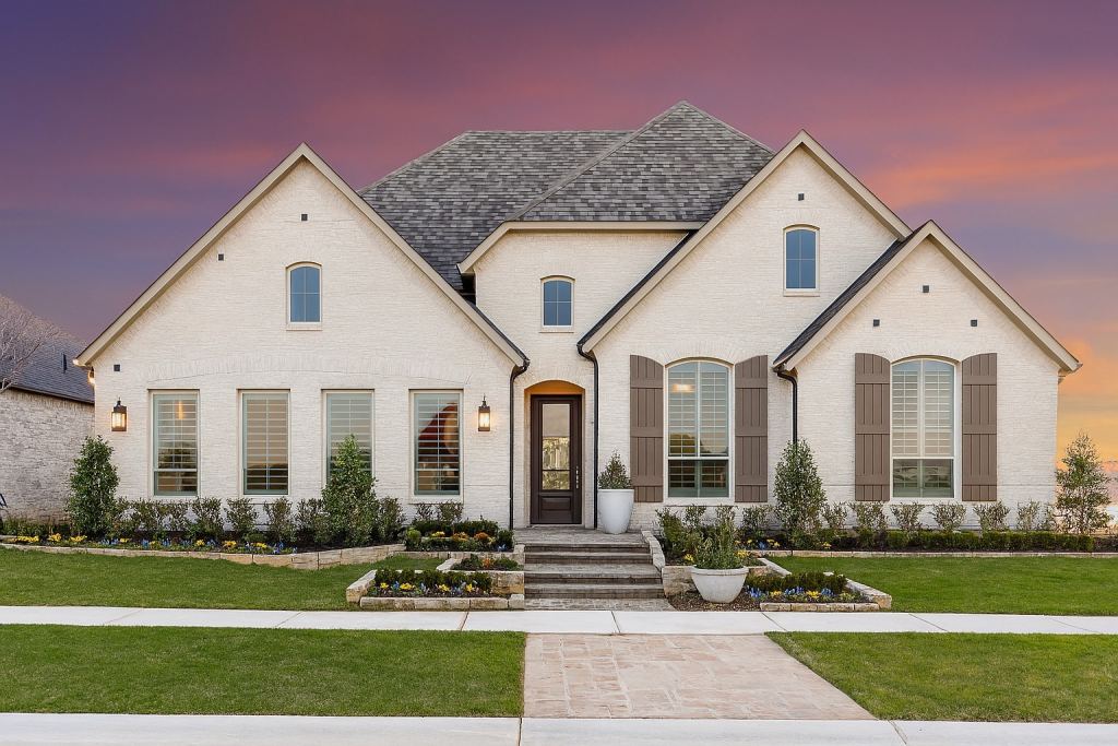 340 Lacy Oak Lane