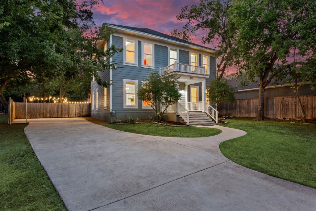 822 N 15th Street, Waco, TX 76707 — photo 1