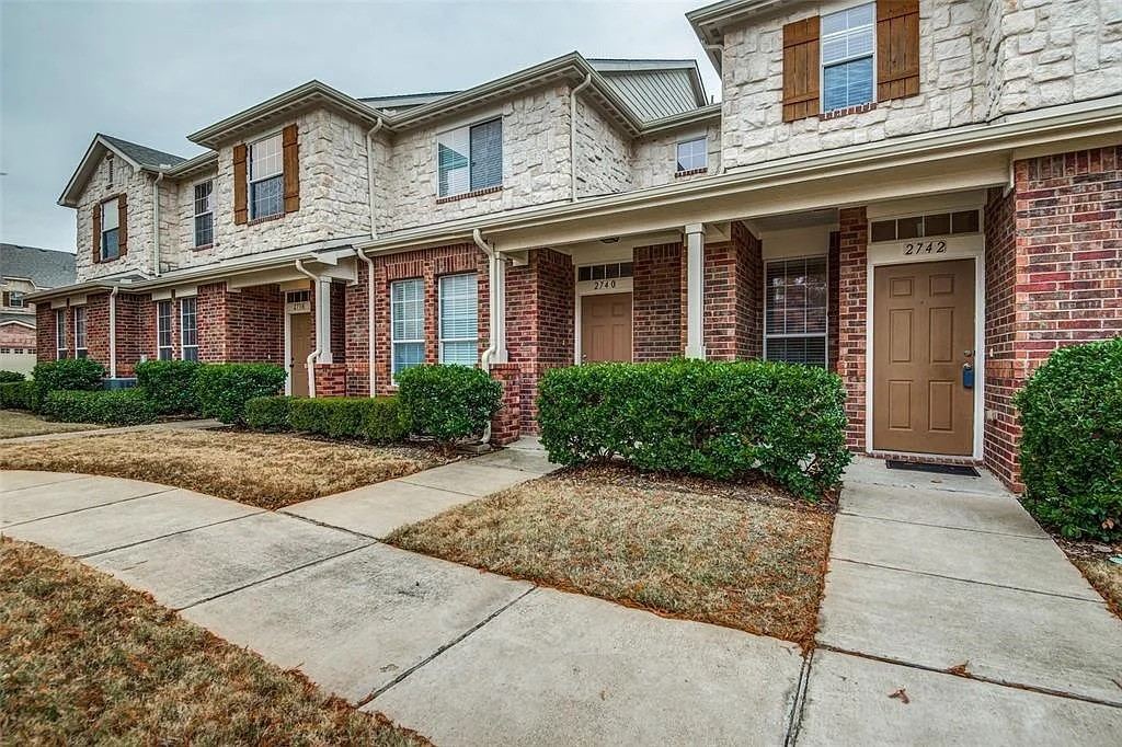 2742 Olympic Park Drive, Grand Prairie, TX 75050 — photo 1