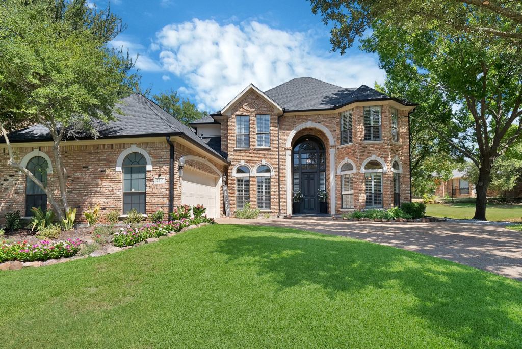 2314 Club Creek Boulevard, Garland, TX 75043 — photo 1