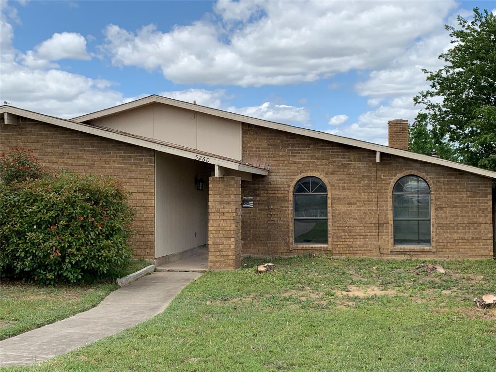 5260 Pruitt Drive, The Colony, TX 75056 — photo 1